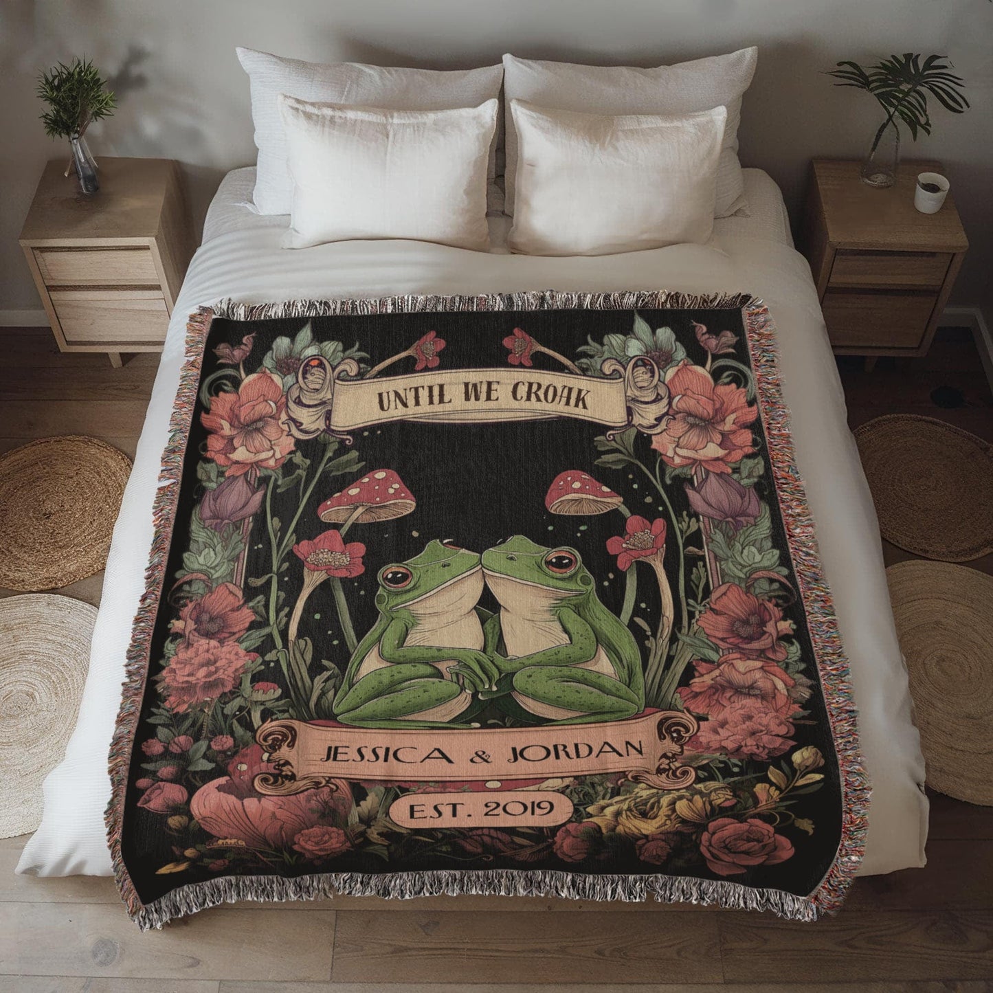 Gift for Couples Wife Husband Soulmate | Frogs in Love Blanket