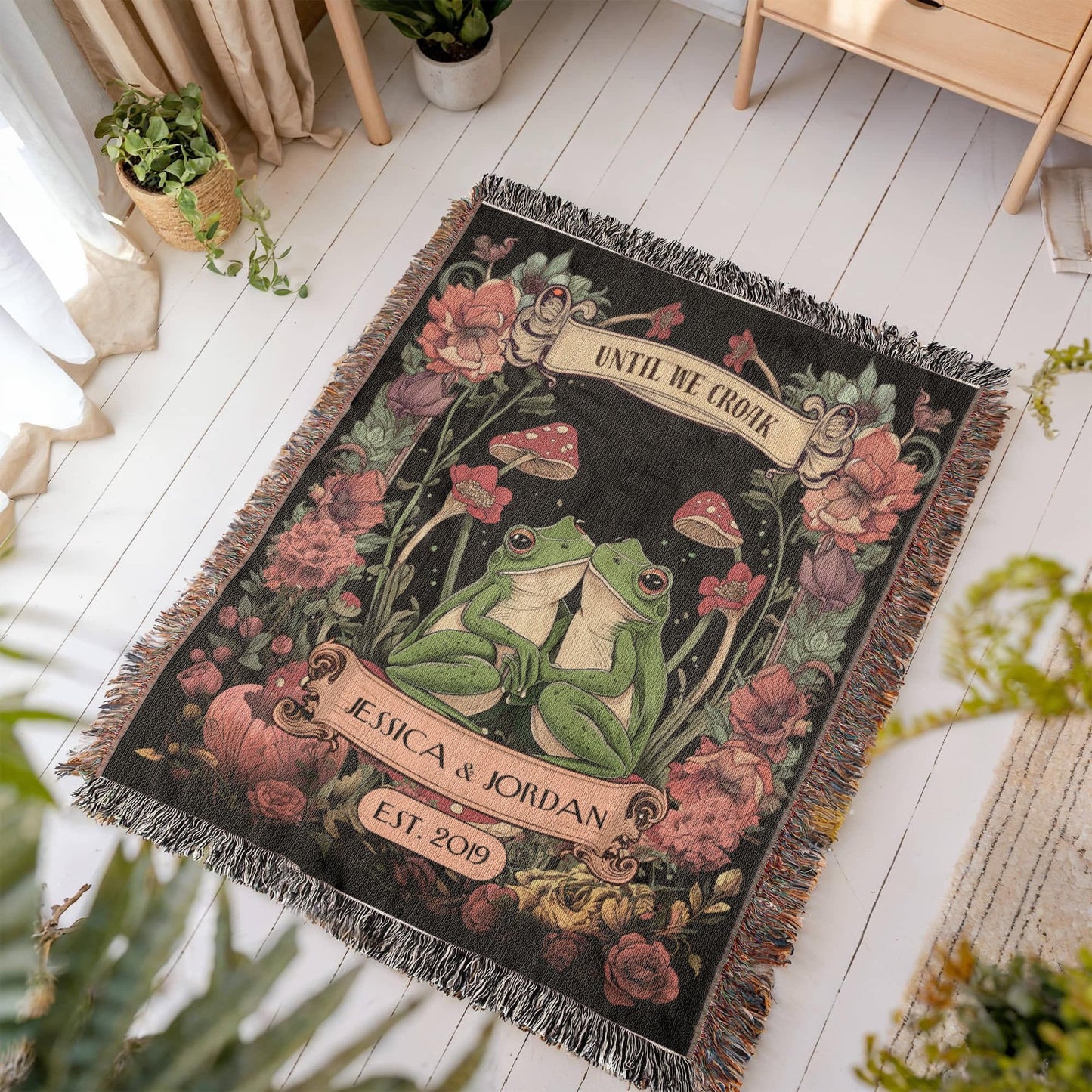 Gift for Couples Wife Husband Soulmate | Frogs in Love Blanket