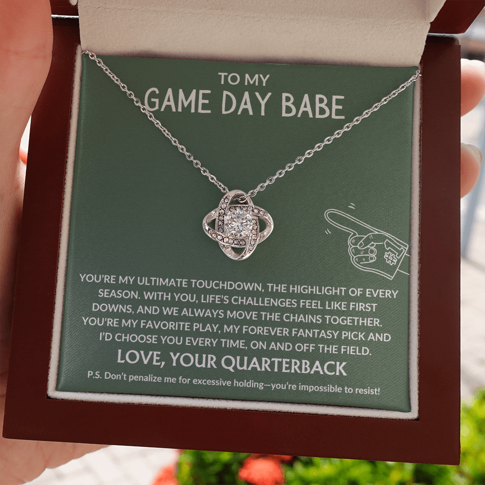 Gift for Wife Girlfriend Soulmate | Game Day Babe