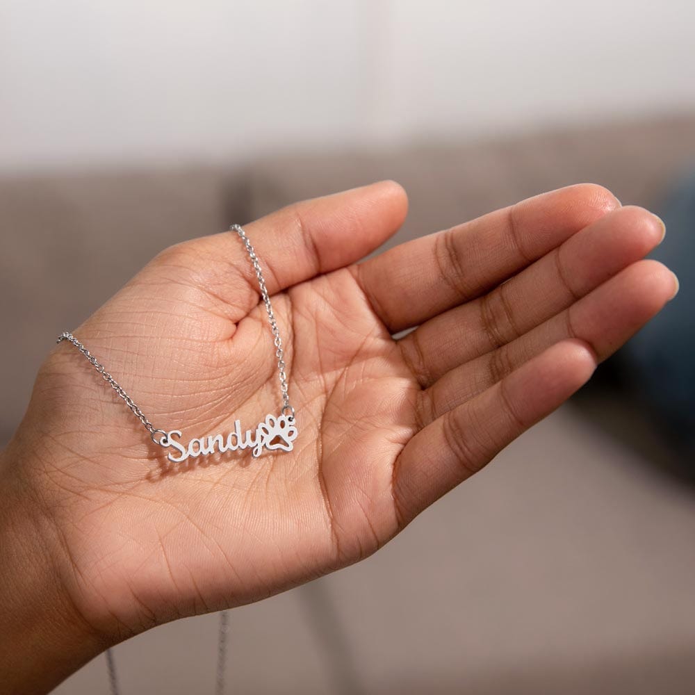 personalized pet name necklace with paw pendant